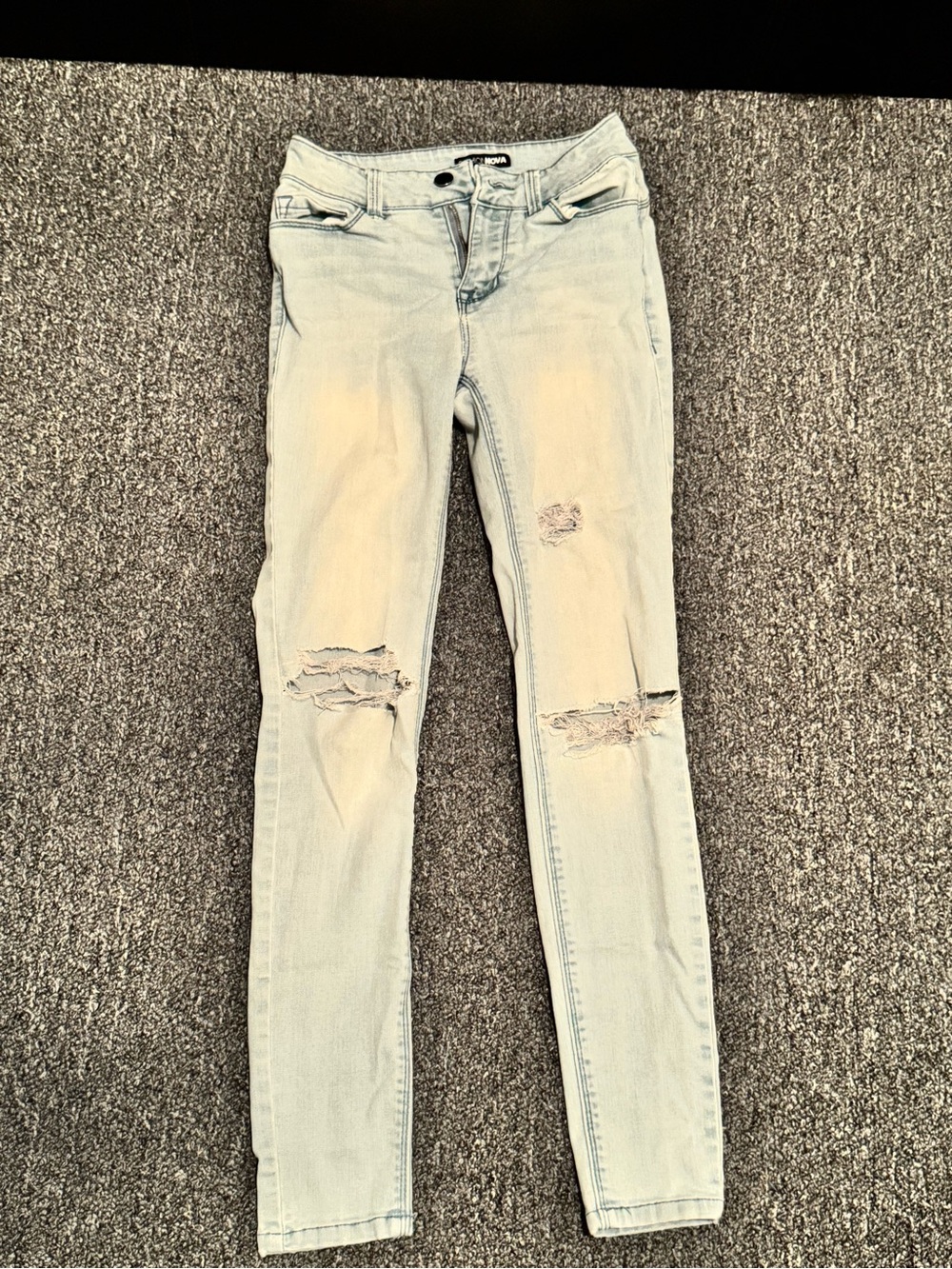 Fashion Nova Mid-Rise Distressed Women’s Skinny Jeans